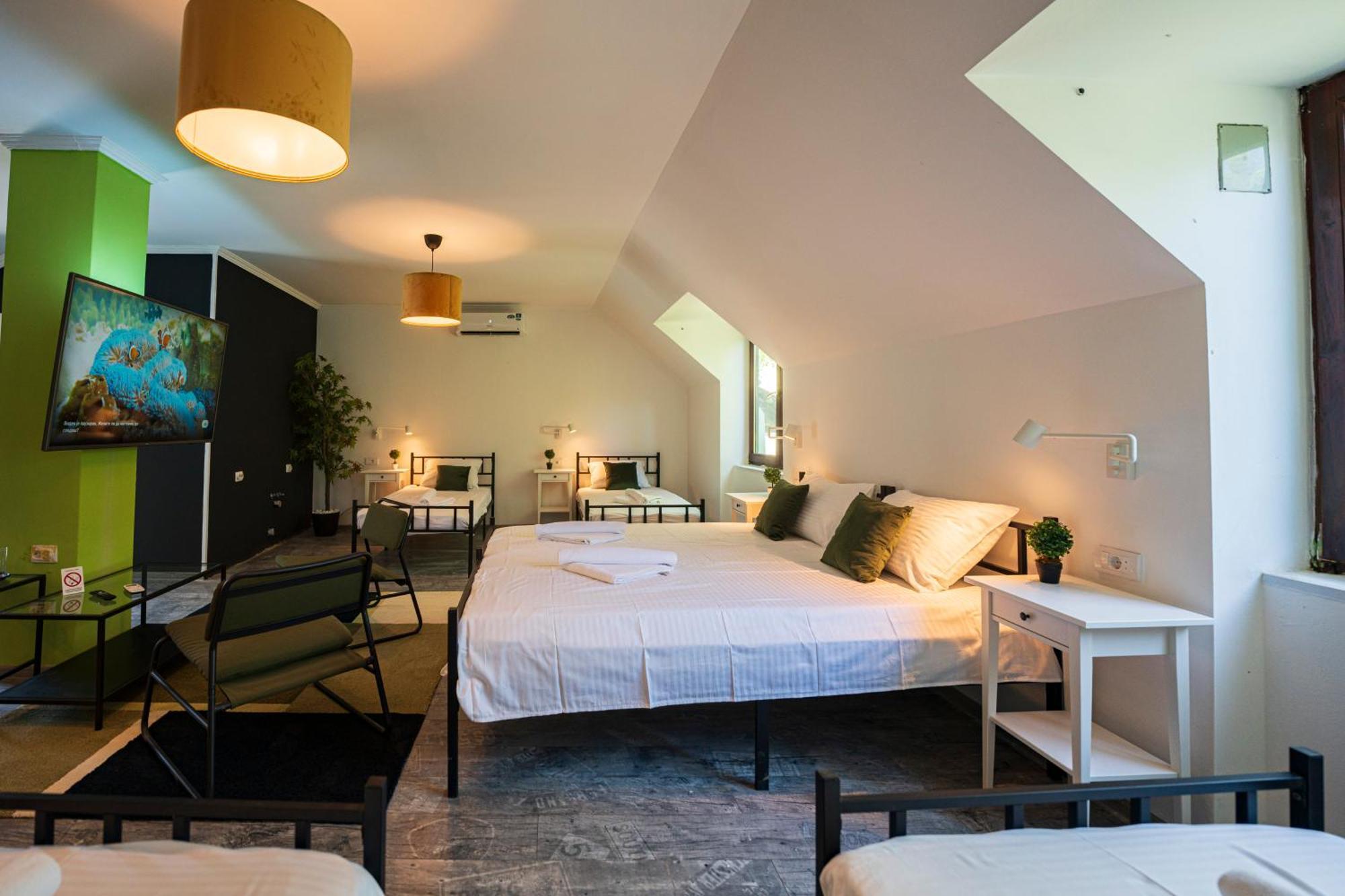 Cozy Nook B&B - Free Private Parking Novi Sad Exterior foto