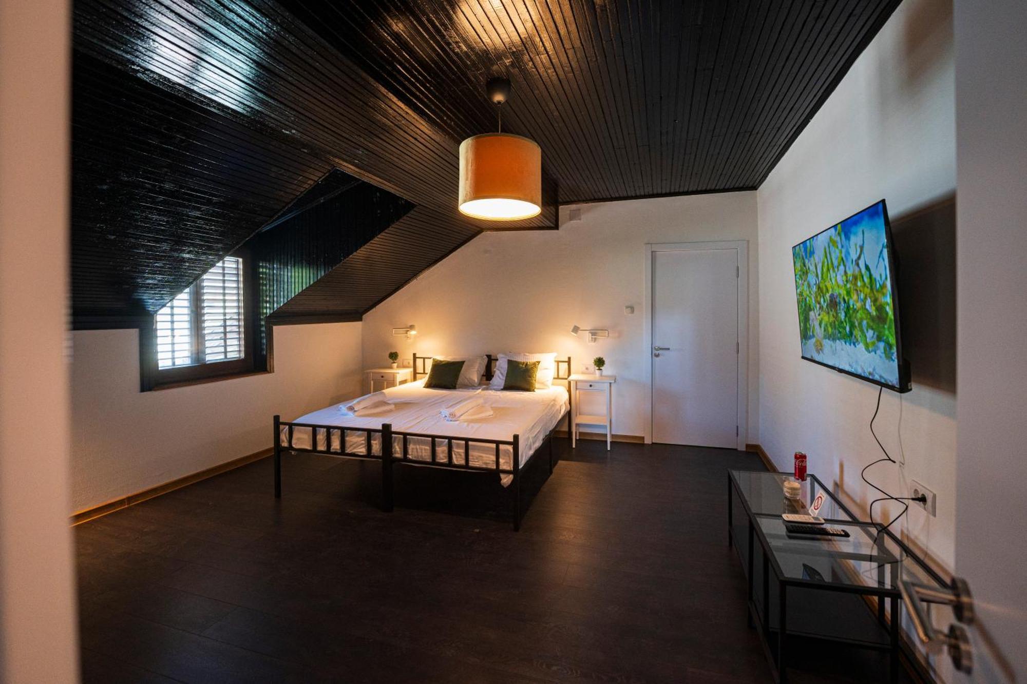 Cozy Nook B&B - Free Private Parking Novi Sad Exterior foto